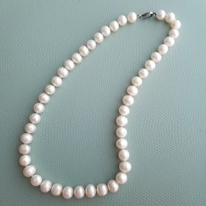18" Pearl Necklace